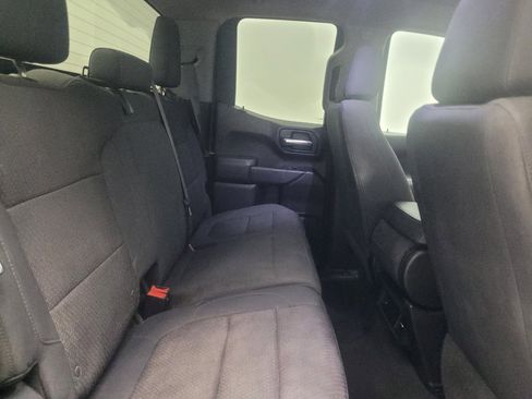 Used 2019 Chevrolet Silverado 1500 Custom w/ Custom Value Package RWD image 19