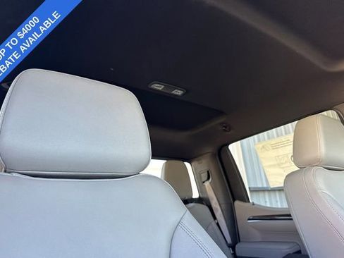 Used 2025 Chevrolet Silverado 1500 LT w/ Leather Package image 21