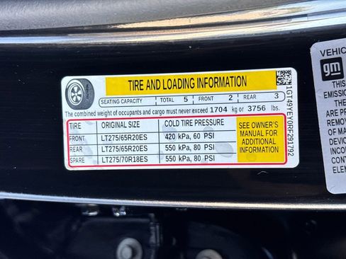 Used 2024 GMC Sierra 3500 Denali Ultimate image 8