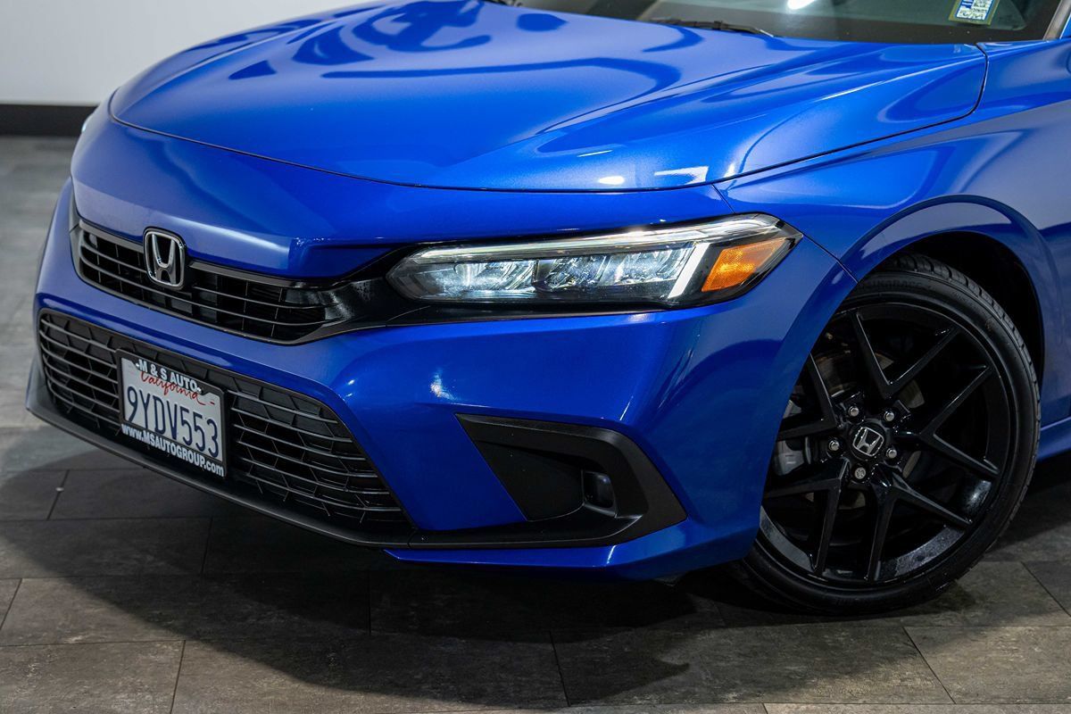 Used 2023 Honda Civic Sport image 10