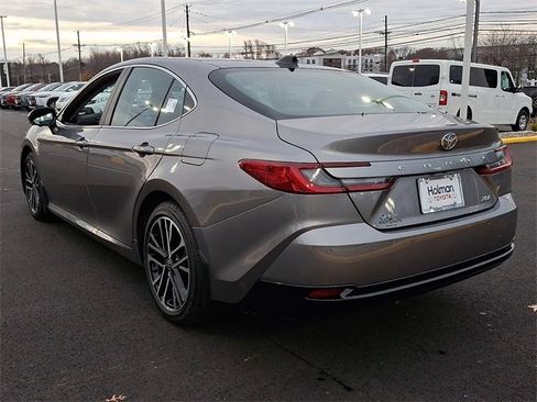 New 2026 Toyota Camry XLE image 4