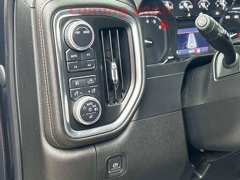 Used 2020 GMC Sierra 1500 AT4 w/ AT4 Premium Package image 23