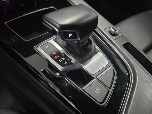 Used 2022 Audi A5 2.0T Premium image 17