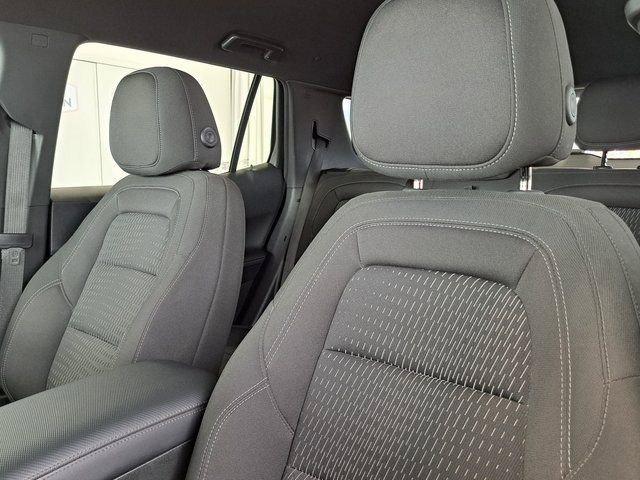 Used 2025 Chevrolet Equinox LT FWD image 24