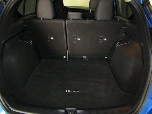 Used 2023 Nissan Kicks SV image 15