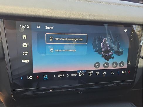 New 2025 Lincoln Navigator Reserve image 14