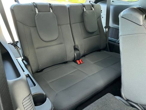 Used 2025 Ford Explorer Active image 18