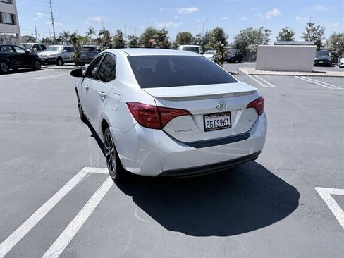 Used 2019 Toyota Corolla SE w/ Carpet Mat Package (TMS) image 11