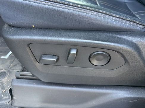 Used 2024 Chevrolet Silverado 2500 High Country w/ Technology Package image 11