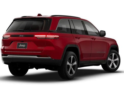 New 2026 Jeep Grand Cherokee Limited image 2