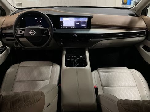Used 2025 Nissan Murano Platinum w/ Cargo Package AWD/4WD image 15