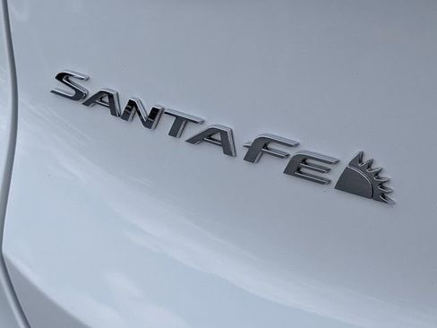 Used 2022 Hyundai Santa Fe SE image 10