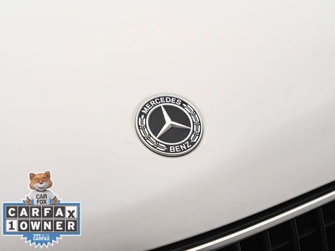 Used 2025 Mercedes-Benz GLC 300 4MATIC image 27