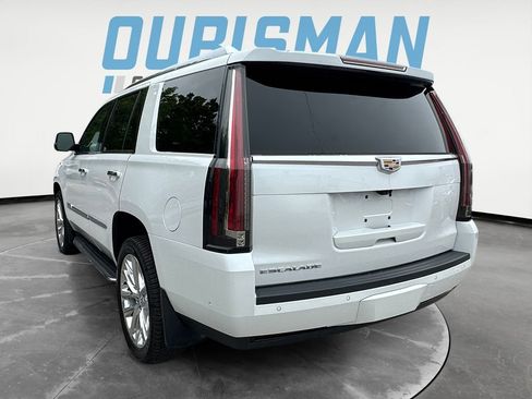 Used 2020 Cadillac Escalade Luxury AWD/4WD image 4