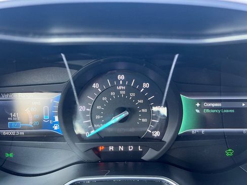 Used 2014 Ford Fusion SE FWD image 36