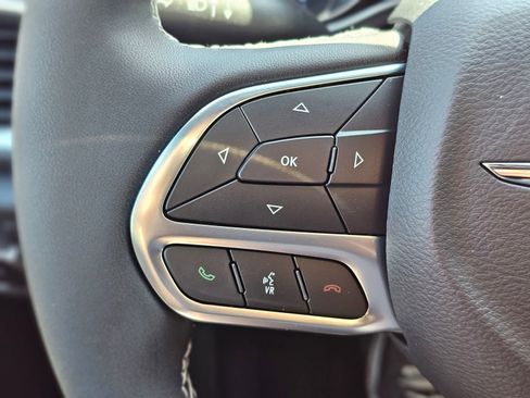 New 2026 Chrysler Pacifica Select image 17