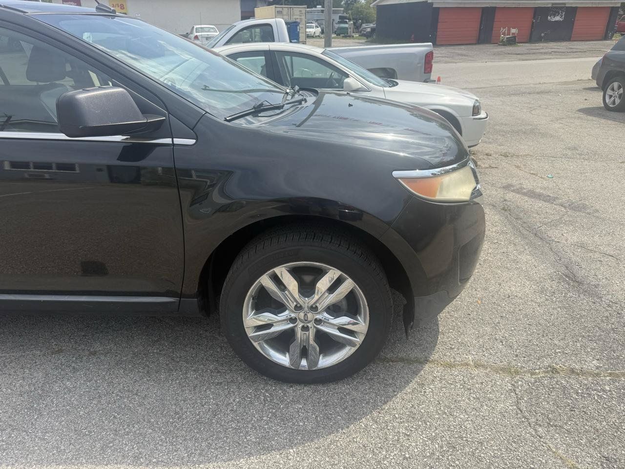 Used 2011 Ford Edge Limited w/ 301A Rapid Spec Order Code FWD image 10