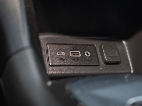 Used 2019 Chevrolet Equinox LT FWD image 21
