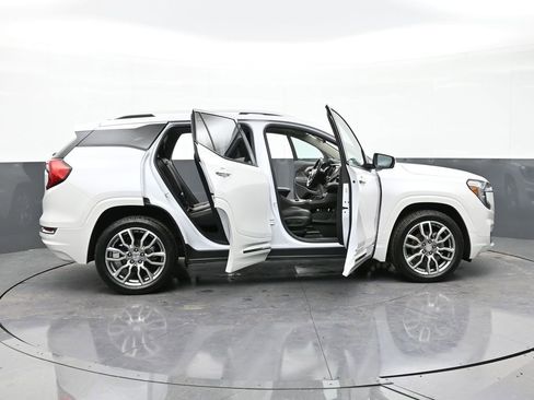 Used 2022 GMC Terrain Denali image 33