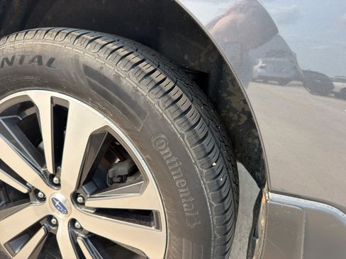 Used 2018 Subaru Outback 2.5i Limited AWD/4WD image 8