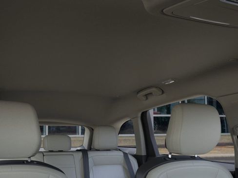 New 2026 Lincoln Nautilus Premier AWD/4WD image 22