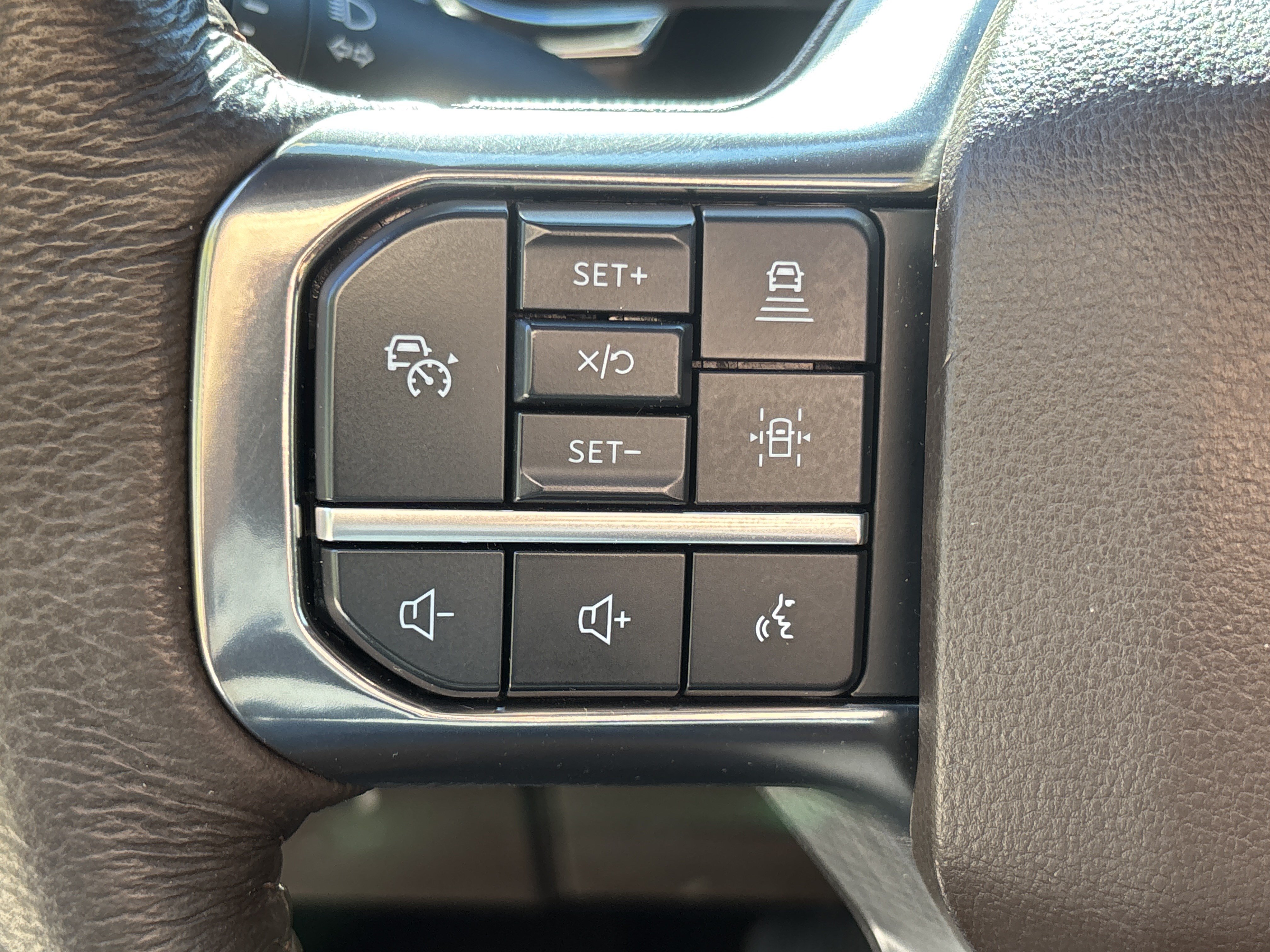 Used 2023 Ford F150 King Ranch w/ Equipment Group 601A High AWD/4WD image 16