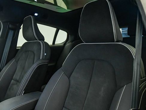 Certified 2024 Volvo C40 P8 Recharge Ultimate w/ Protection Package Premier AWD/4WD image 18