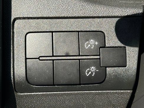 Used 2024 RAM ProMaster 2500 FWD image 25