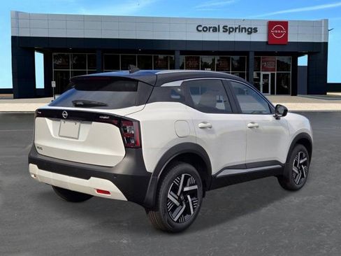 New 2026 Nissan Kicks SV w/ SV Premium Package FWD image 5