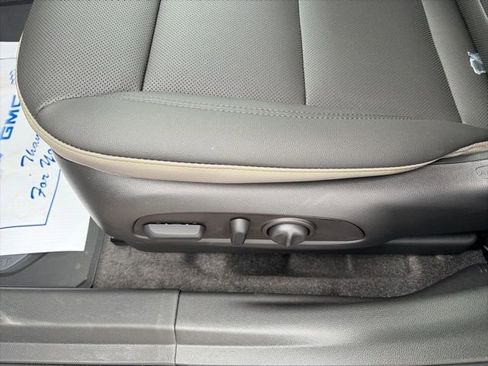 New 2026 Chevrolet Trax ACTIV w/ Driver Confidence Package image 18