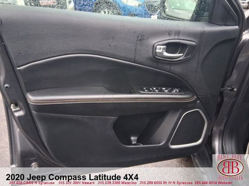 Used 2020 Jeep Compass Latitude w/ Popular Equipment Group AWD/4WD image 8