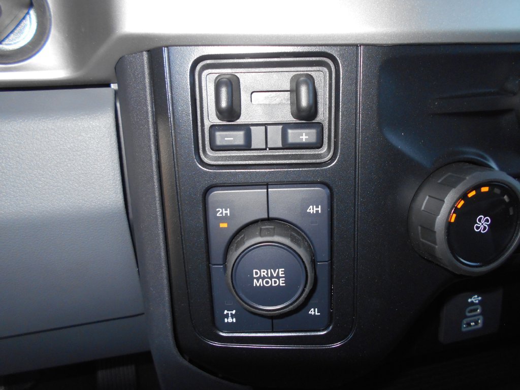 Used 2024 Ford F350 XL w/ XL Chrome Package AWD/4WD image 12
