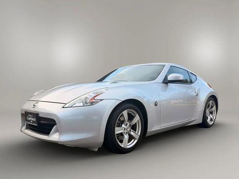 Used 2012 Nissan 370Z Coupe RWD image 7