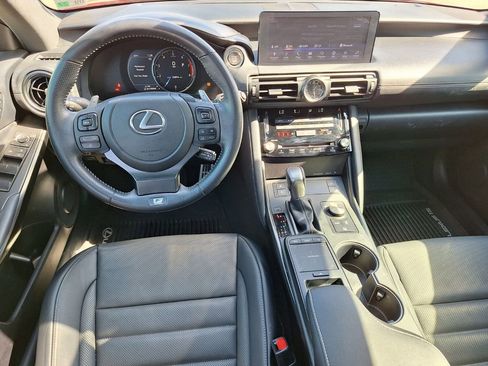 Used 2023 Lexus IS 350 F Sport image 9