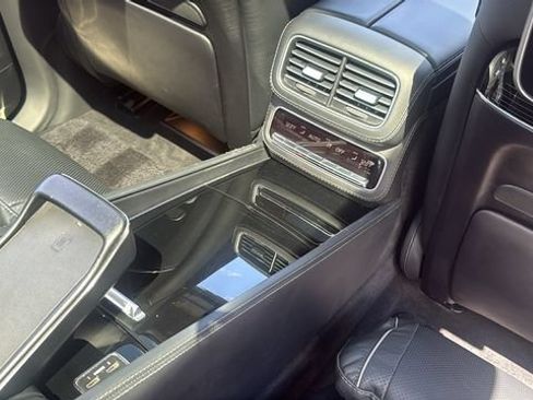 Certified 2024 Mercedes-Benz Maybach GLS 600 4MATIC image 22