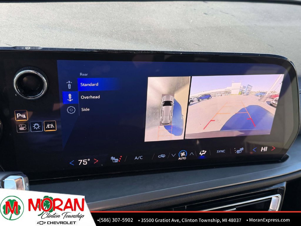 Used 2024 Chevrolet Traverse LT w/ LPO, Floor Liner Package FWD image 23