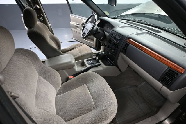 Used 1999 Jeep Grand Cherokee Laredo AWD/4WD image 35