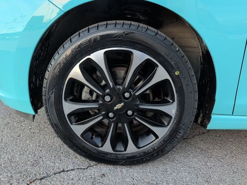 Used 2022 Chevrolet Spark LT w/ Spark Special Edition image 4