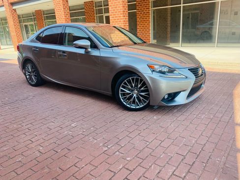 Used 2014 Lexus IS 250 w/ Navigation Package image 1