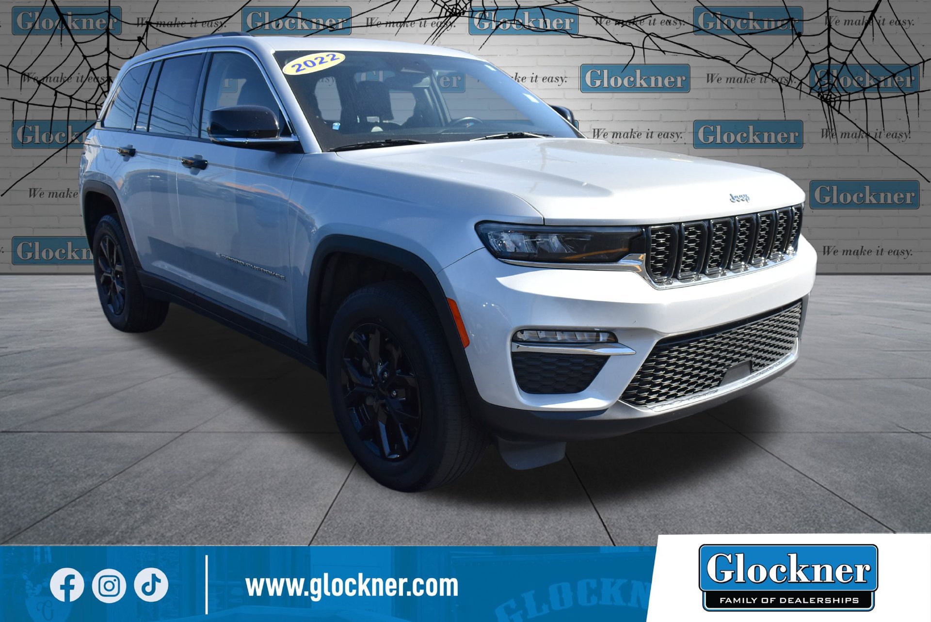Used 2022 Jeep Grand Cherokee Limited AWD/4WD image 3