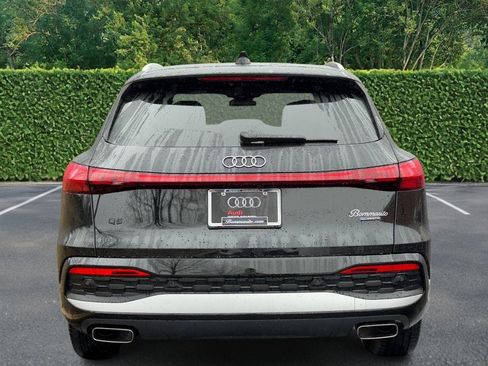 Used 2025 Audi Q5 Premium w/ Convenience Package image 8