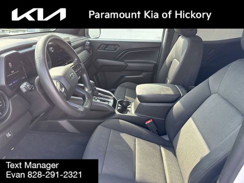 Used 2023 Chevrolet Colorado Trail Boss image 18