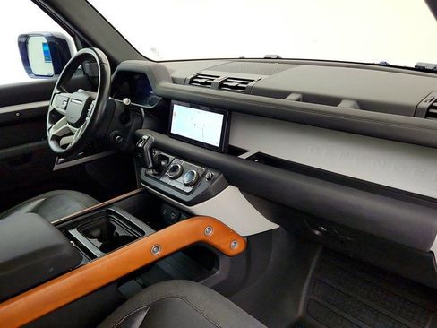 Used 2020 Land Rover Defender 110 SE AWD/4WD image 26