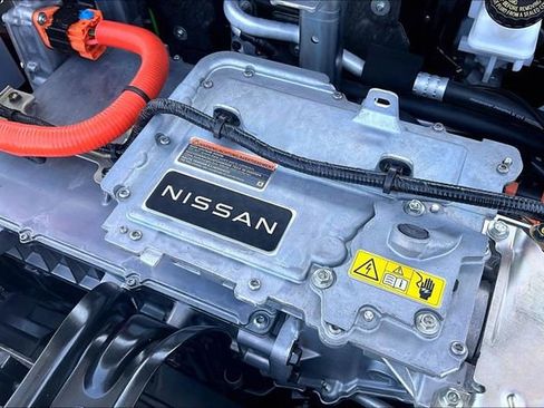 Certified 2023 Nissan Ariya FWD image 31