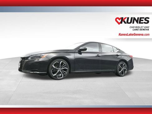 Used 2024 Nissan Altima 2.5 SR image 43