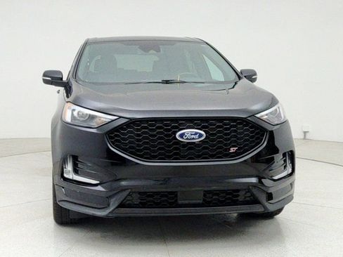 Used 2024 Ford Edge ST image 2