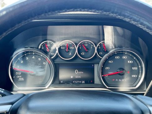 Used 2021 Chevrolet Silverado 1500 LT Trail Boss w/ Convenience Package II AWD/4WD image 12