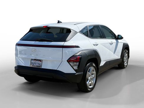 Used 2026 Hyundai Kona SE FWD image 5