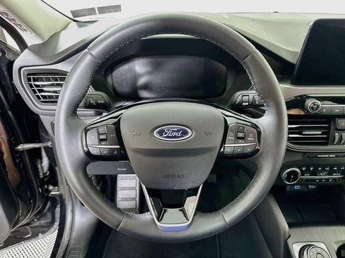 Used 2023 Ford Escape Active AWD/4WD image 14