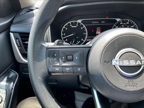 Used 2024 Nissan Rogue S AWD/4WD image 17